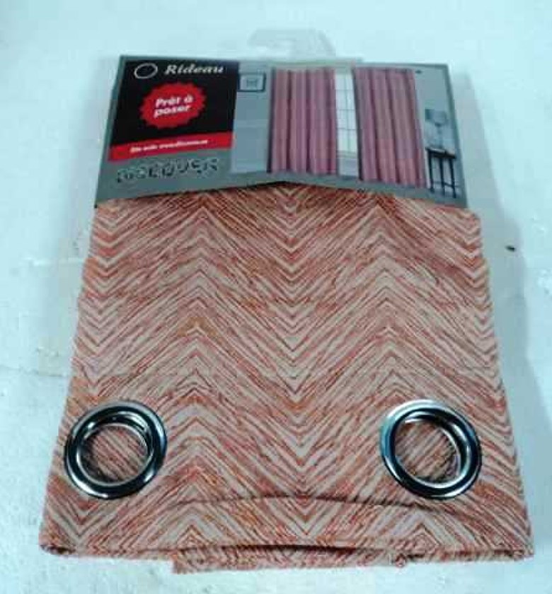 CURTAIN WITH 8 ROUND RING image