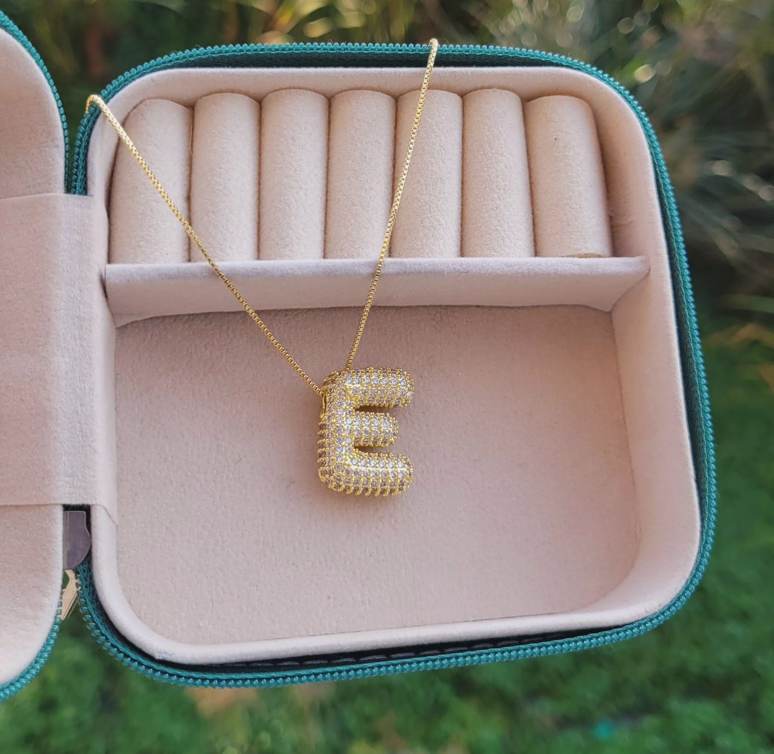 Letter E image
