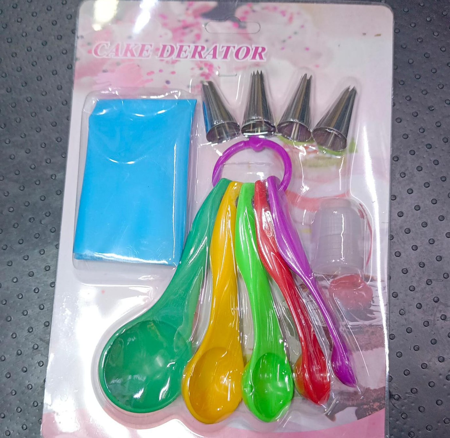 Cake Decorating Kit and Measuring Spoons Set with Reusable Piping Bag & 4 Stainless Steel Nozzles for Home Baking image