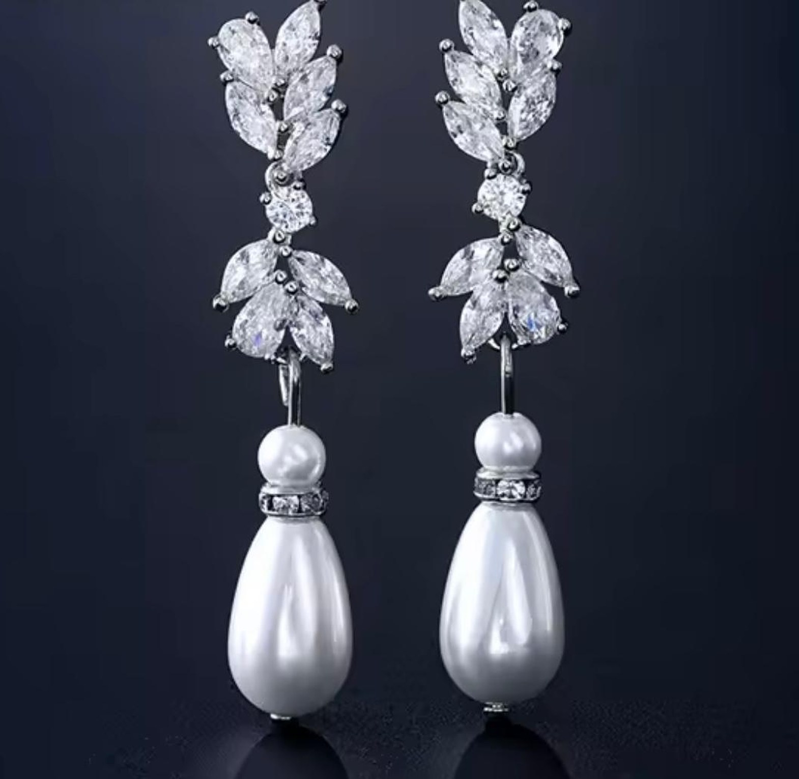Baroque Vine Pearl Drops image