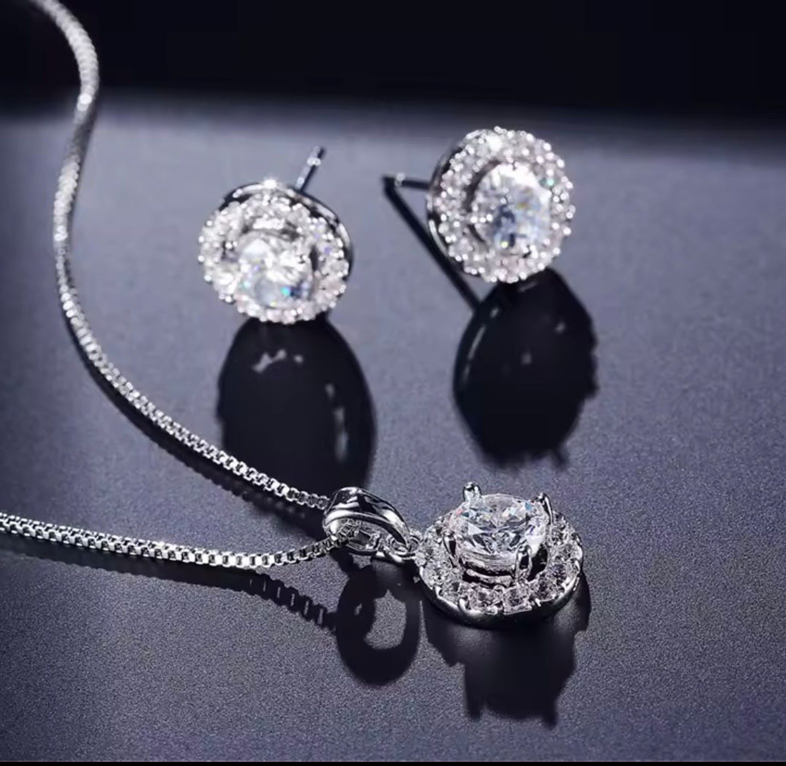 Celestial Halo Jewelry Set image