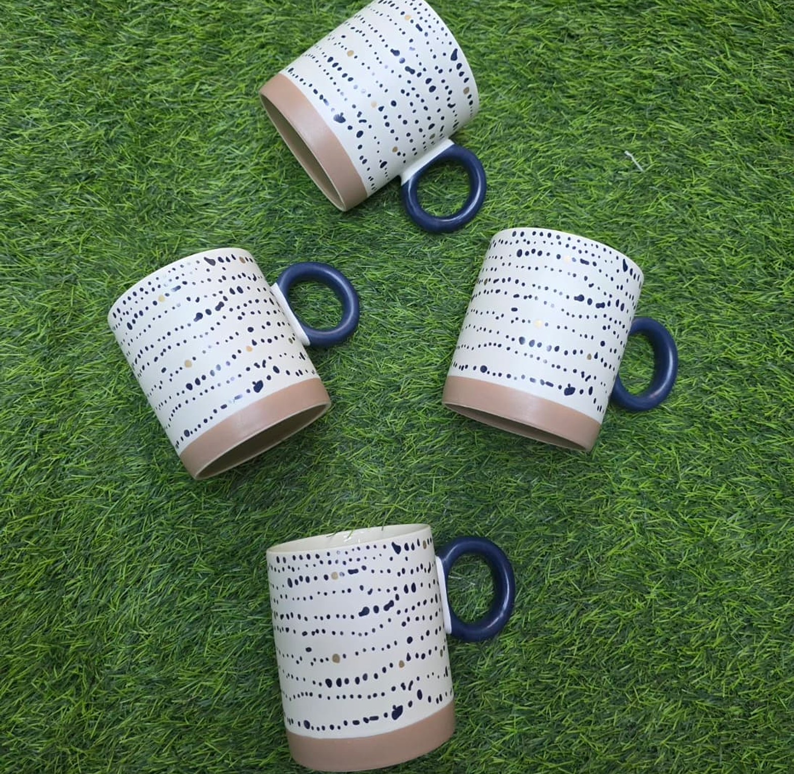 Nordic Hand-Printed Porcelain Mug – 400ml Retro Luxury Coffee Cup image