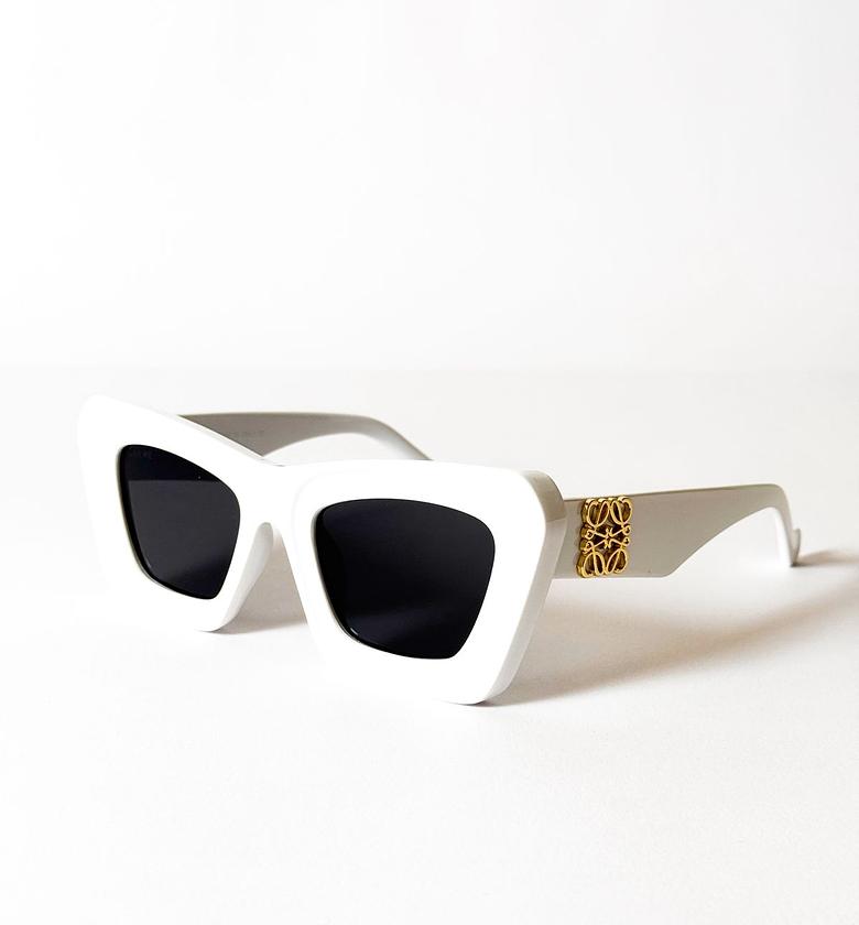 LW 002 White image