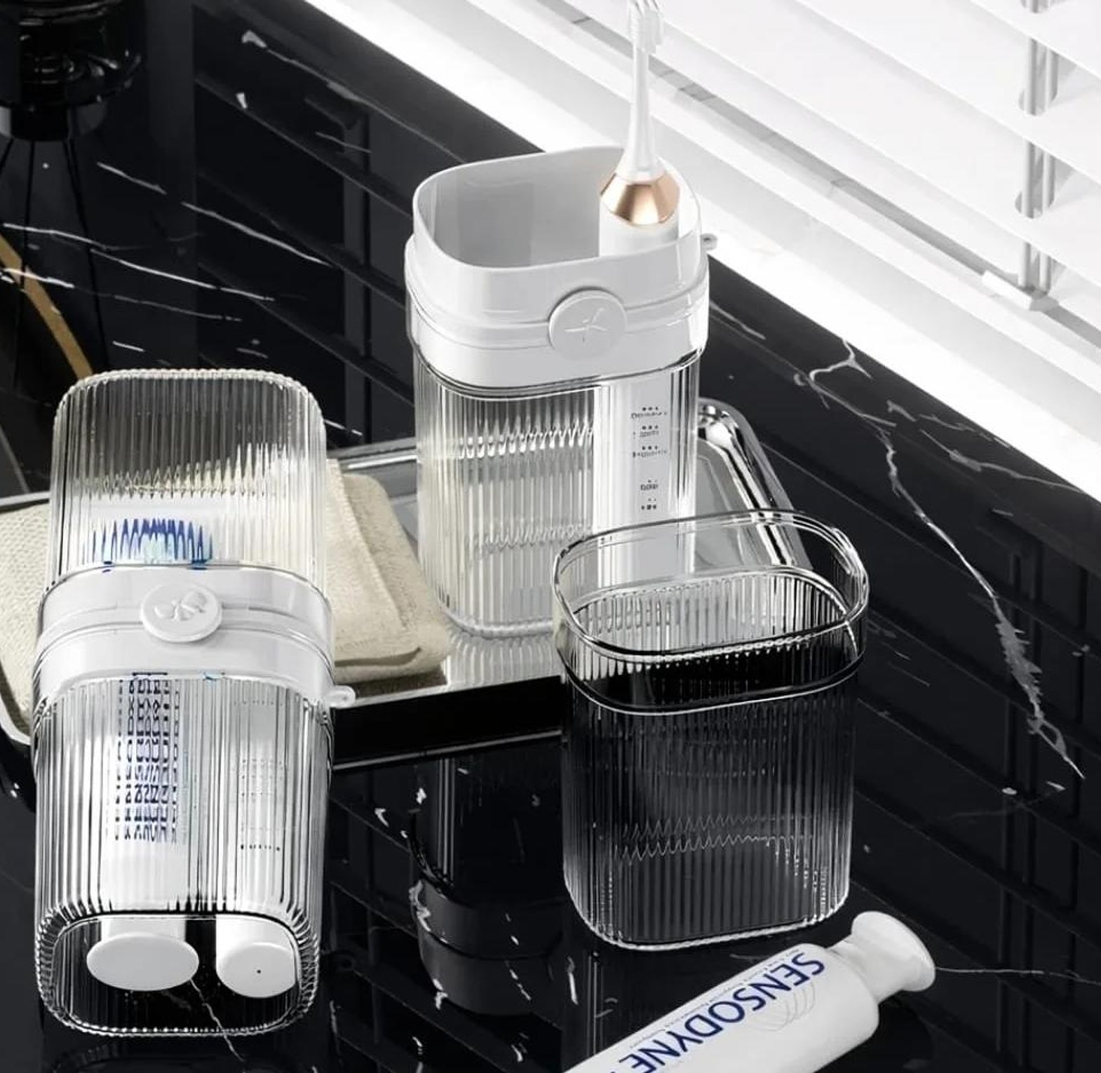 Portable Travel Toothbrush/toothpaste Storage box image