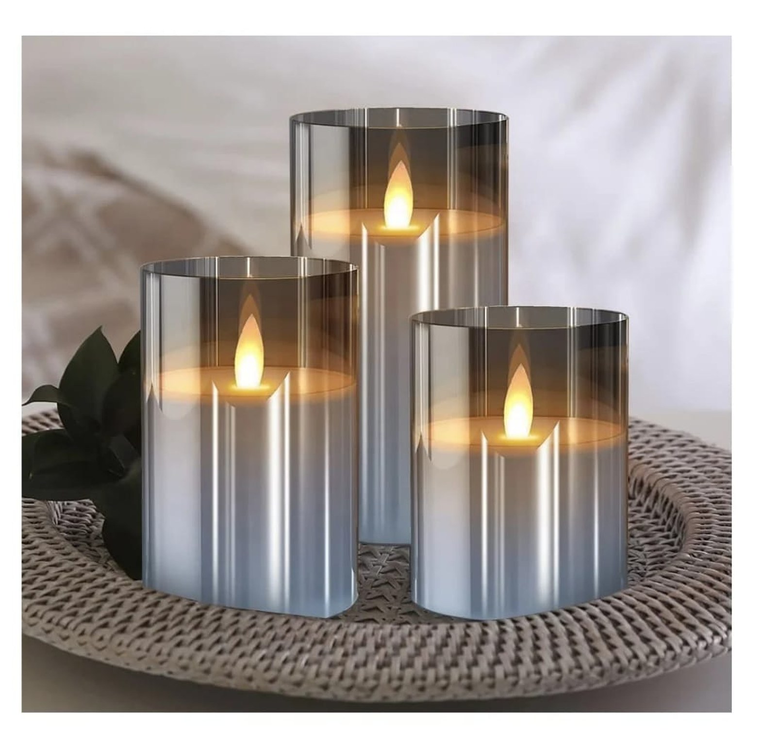 Flameless LED Candles image