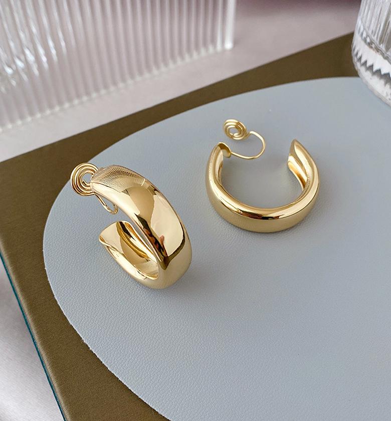 C clip on earrings image