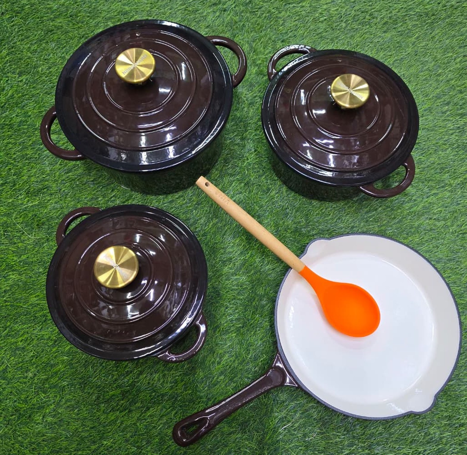 Heritage Enamel Cast Iron 7-Piece Cookware Set image