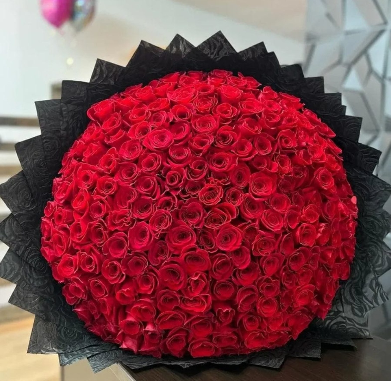 Premium Red Roses Bouquet 100 Stems image