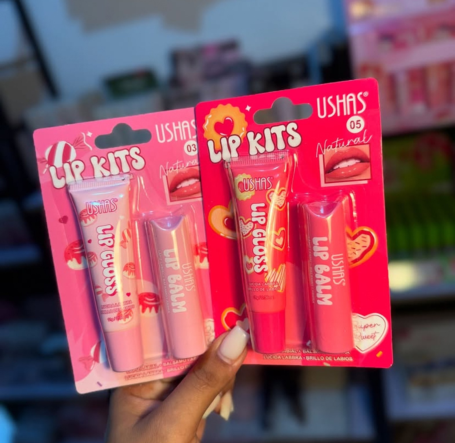 Moisturizing lip gloss and lip balm set image