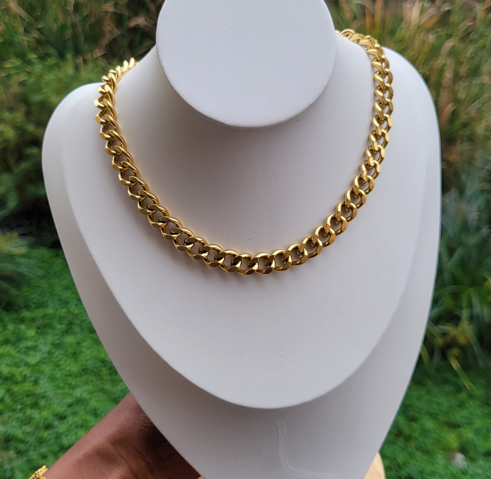 Chunky gold necklace  image