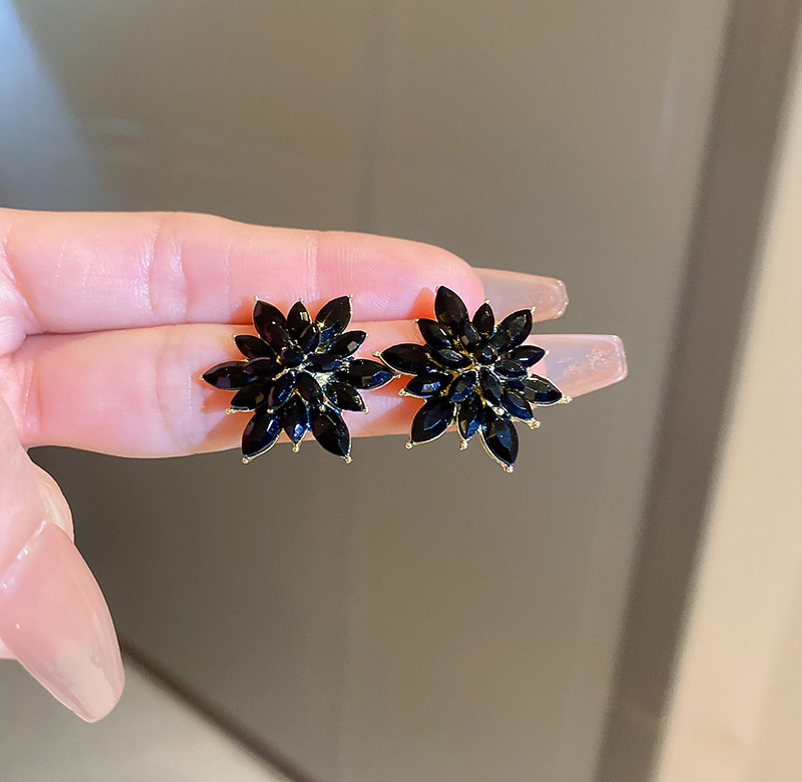 Black crystal stud earrings  image
