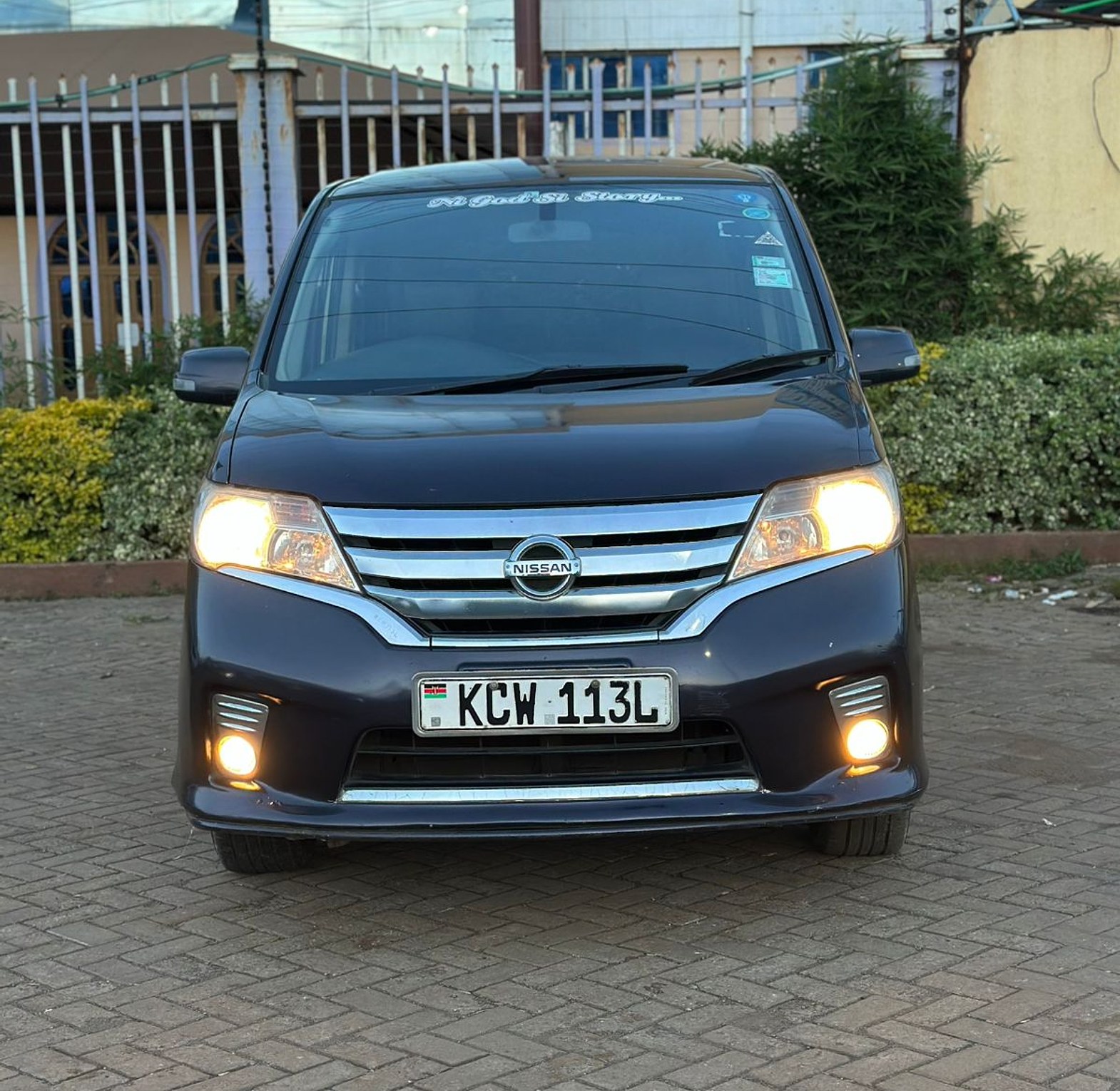 Nissan  Serena KCW, YOM 2012 Model,  Automatic, Rating 2000cc 7 seater, image
