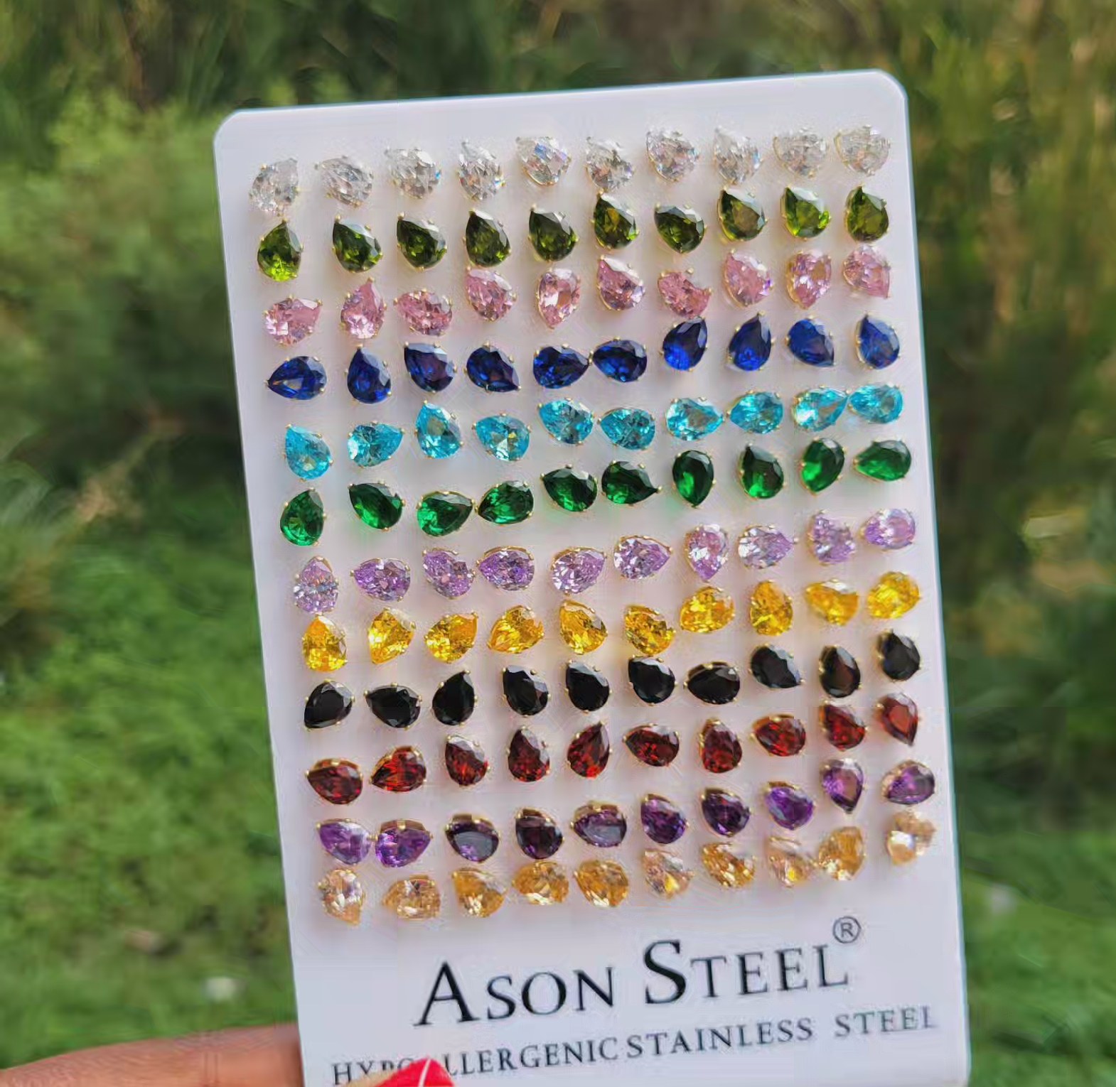 Almond studs image