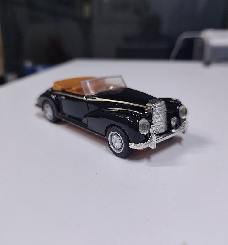 Vintage Mercedes Benz 300SL Diecast Metal Toy Car Pull-Back Action Model with Opening Doors - Black & Tan Collectible image