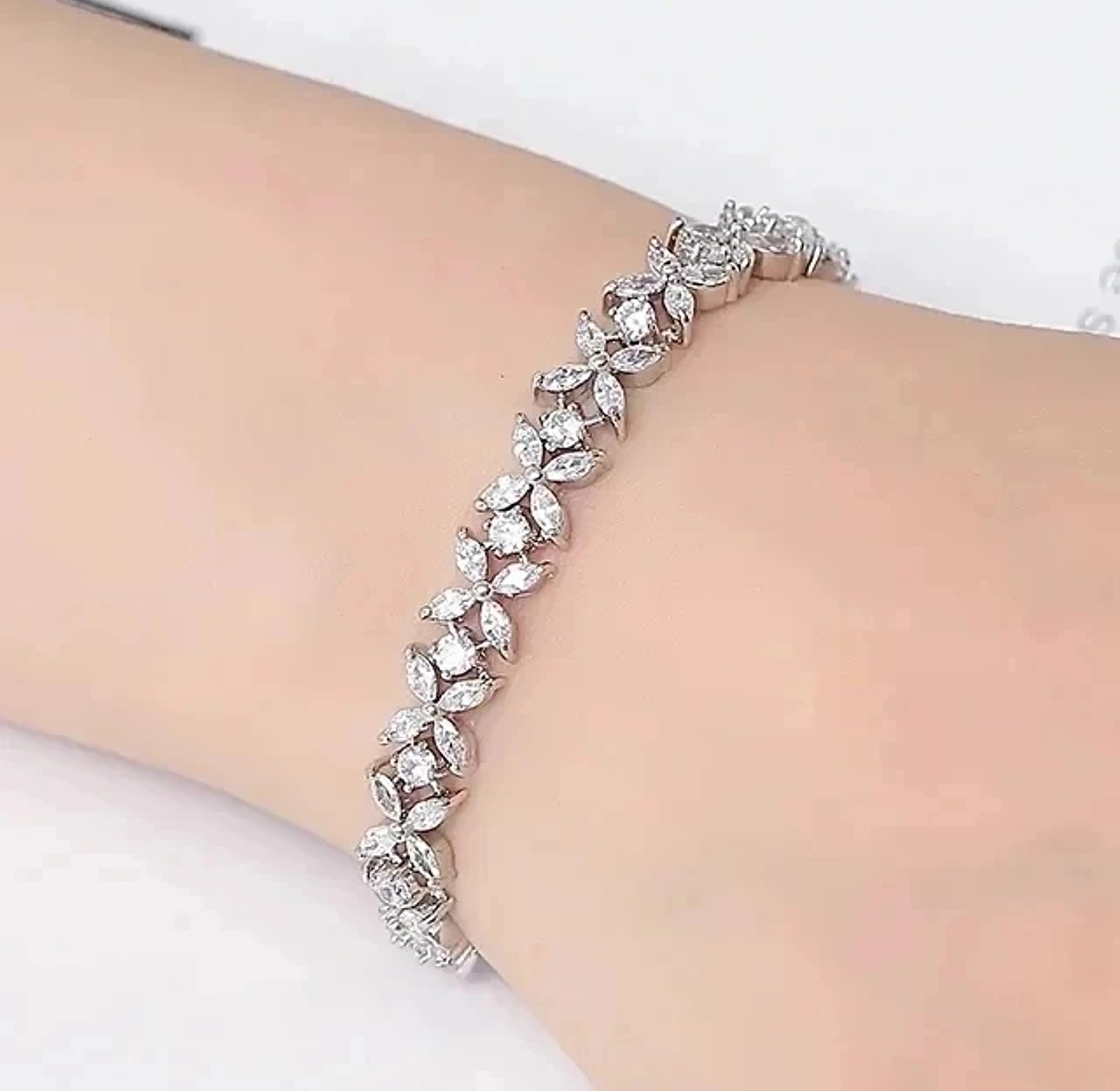 Elegant Bracelet image