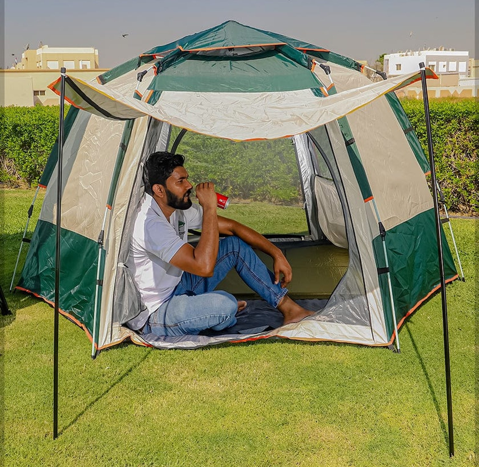 Camping tent 280cm by 280cm For 3 to 4 people  image