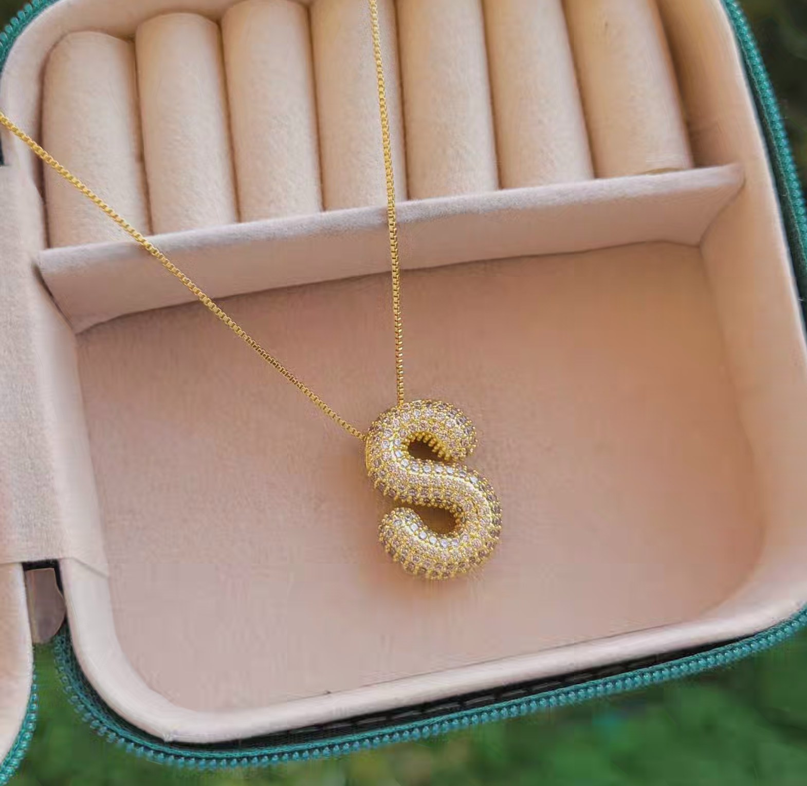 Letter S image