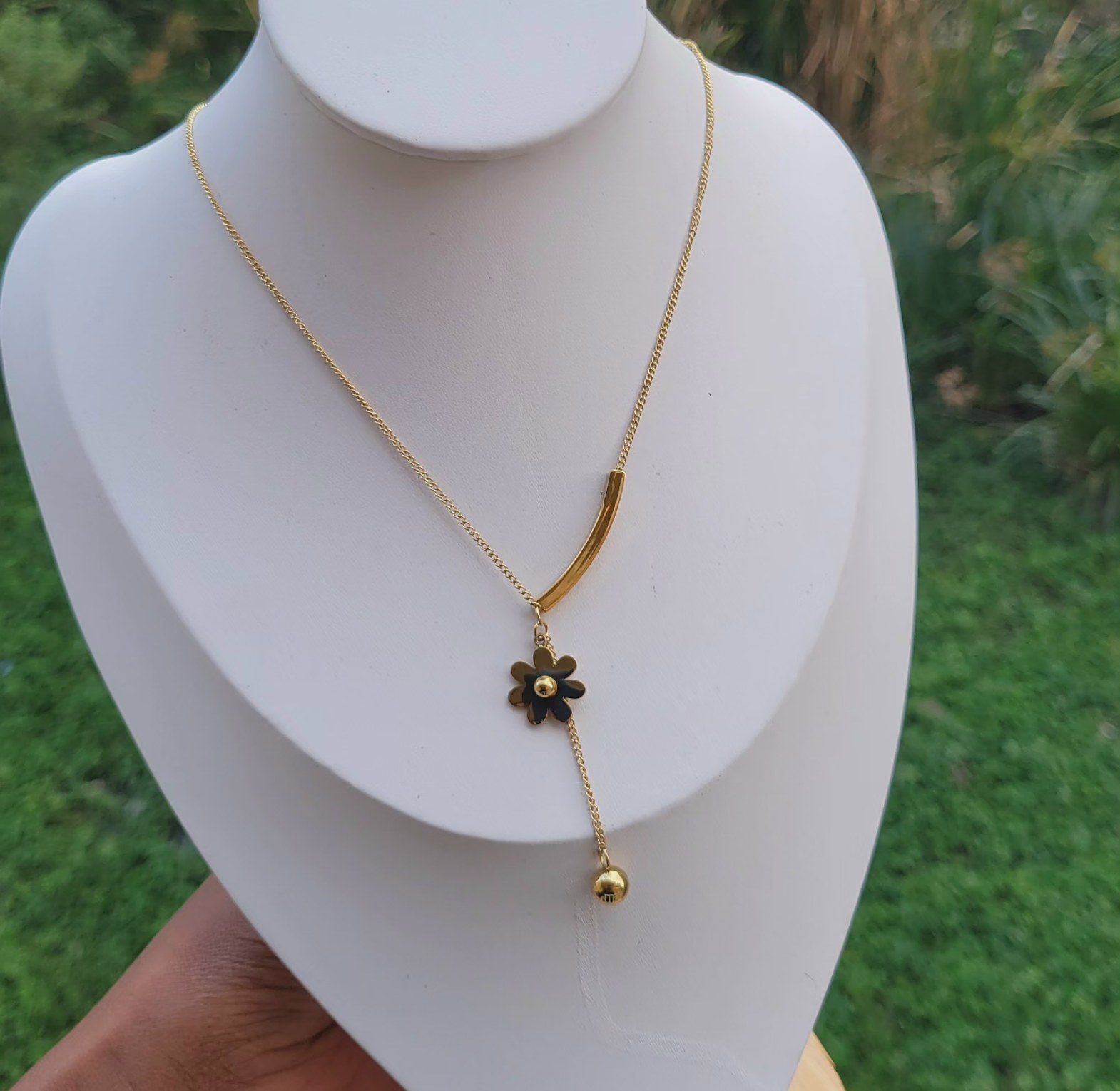 Flower necklace  image