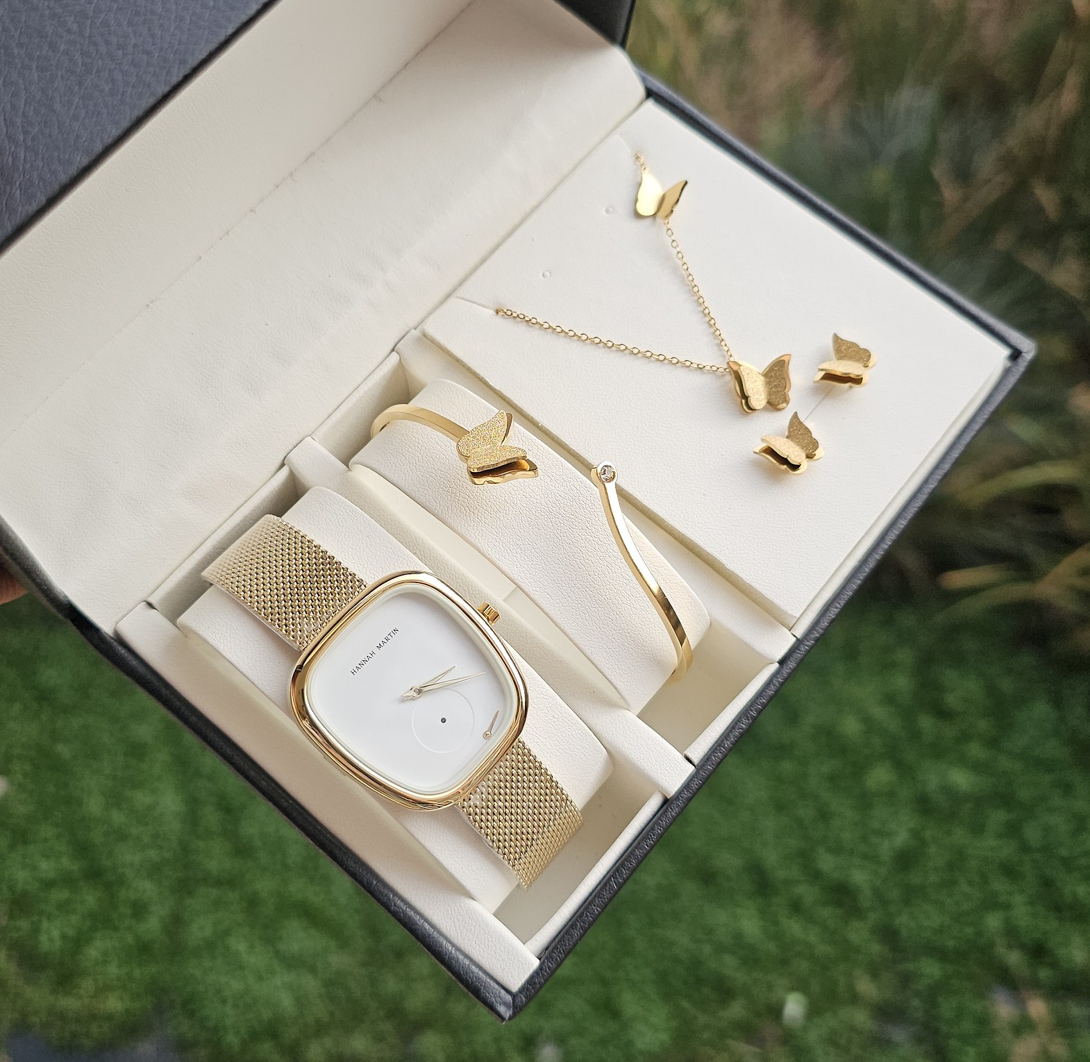 Watch set image