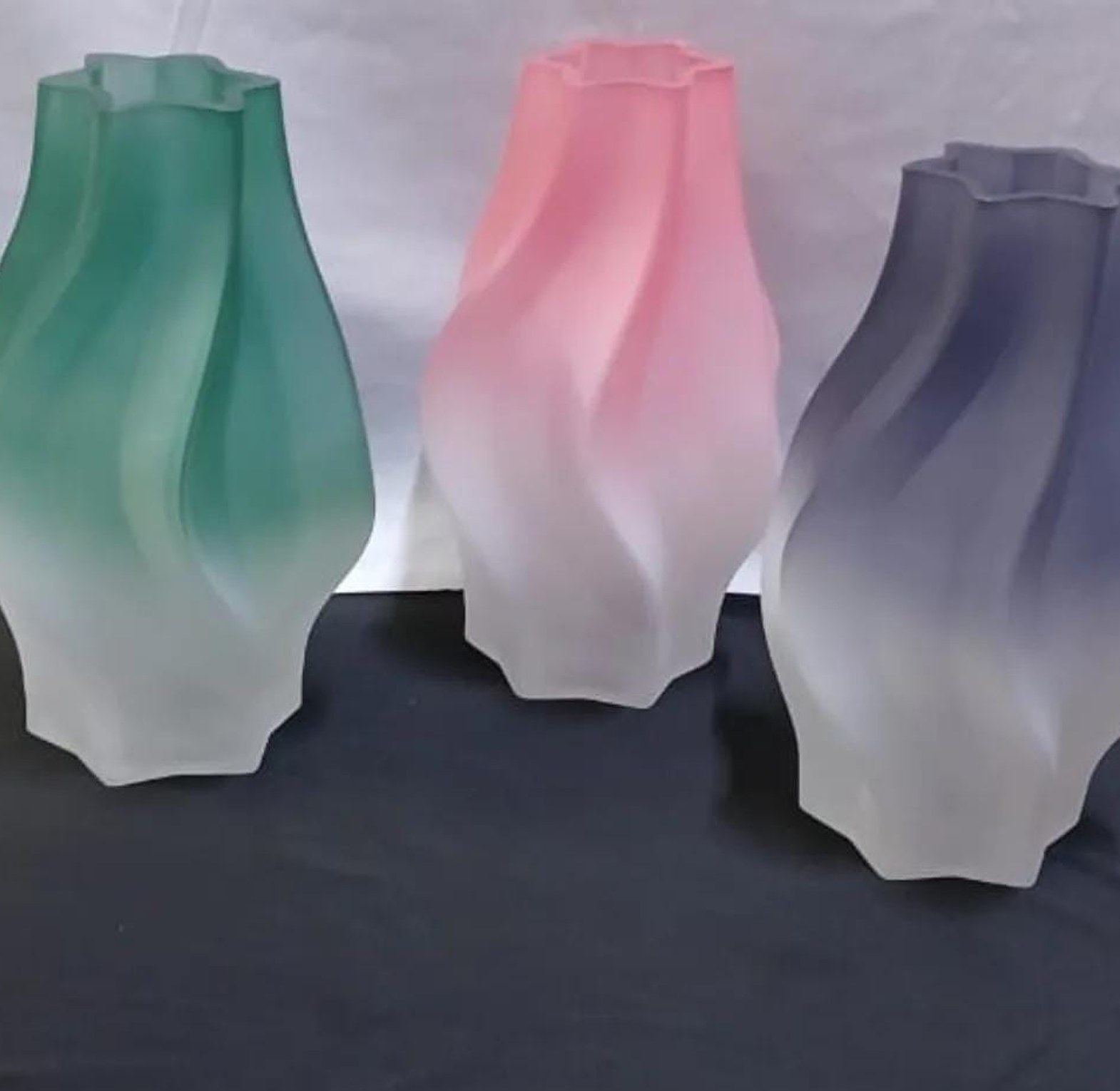 Medium Nordic glass flower vase image