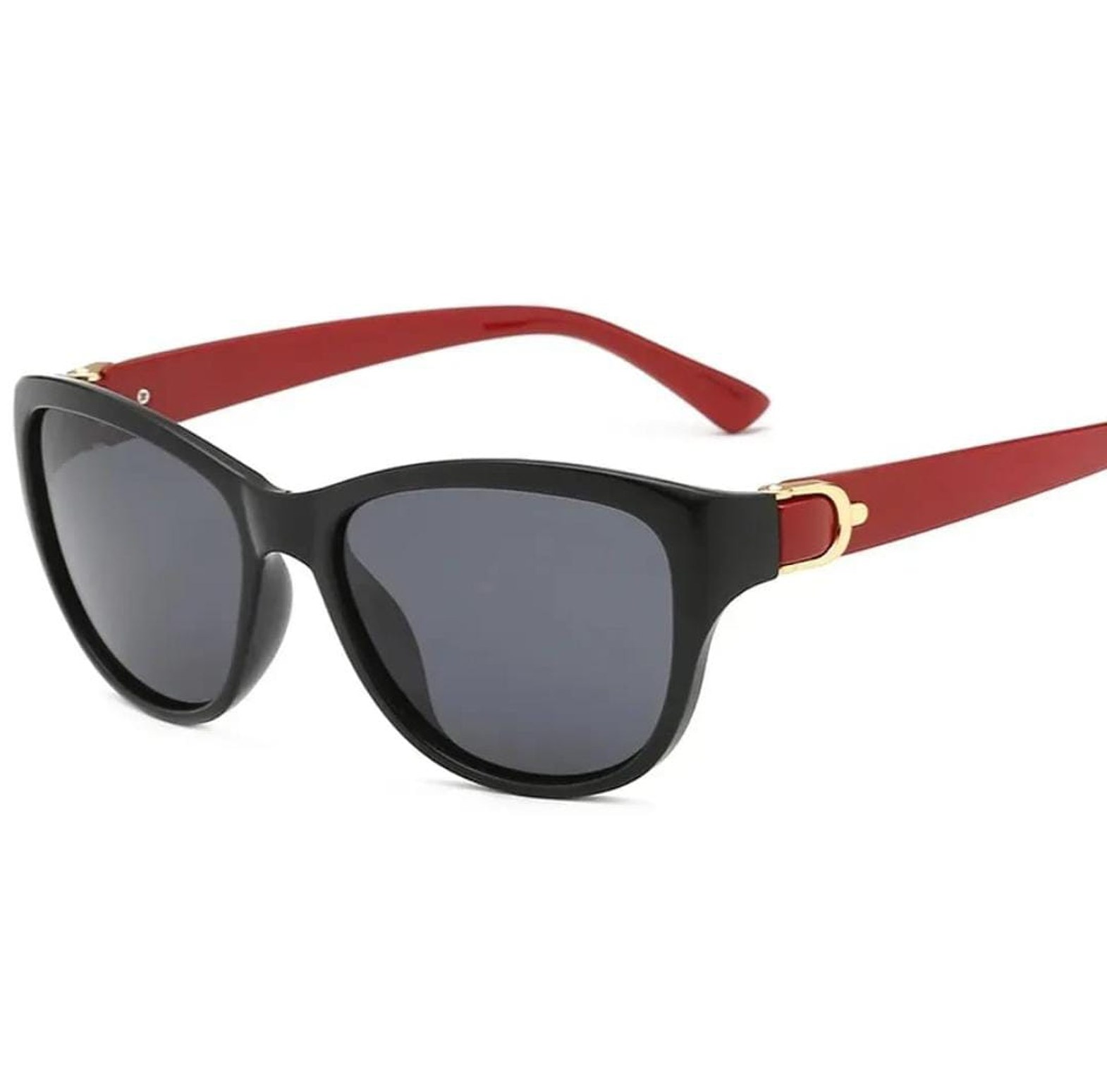 Polarized sunglasses image