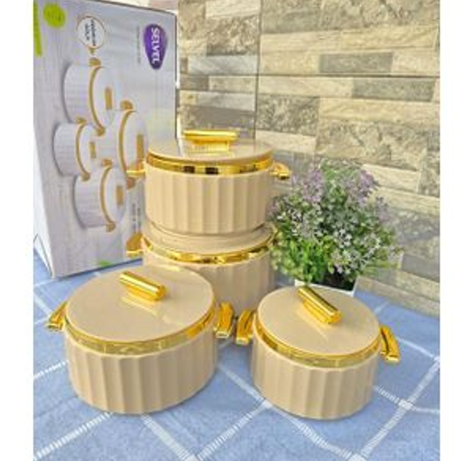Camry 4 Pieces High Quality Insulated Stylish Hotpots image