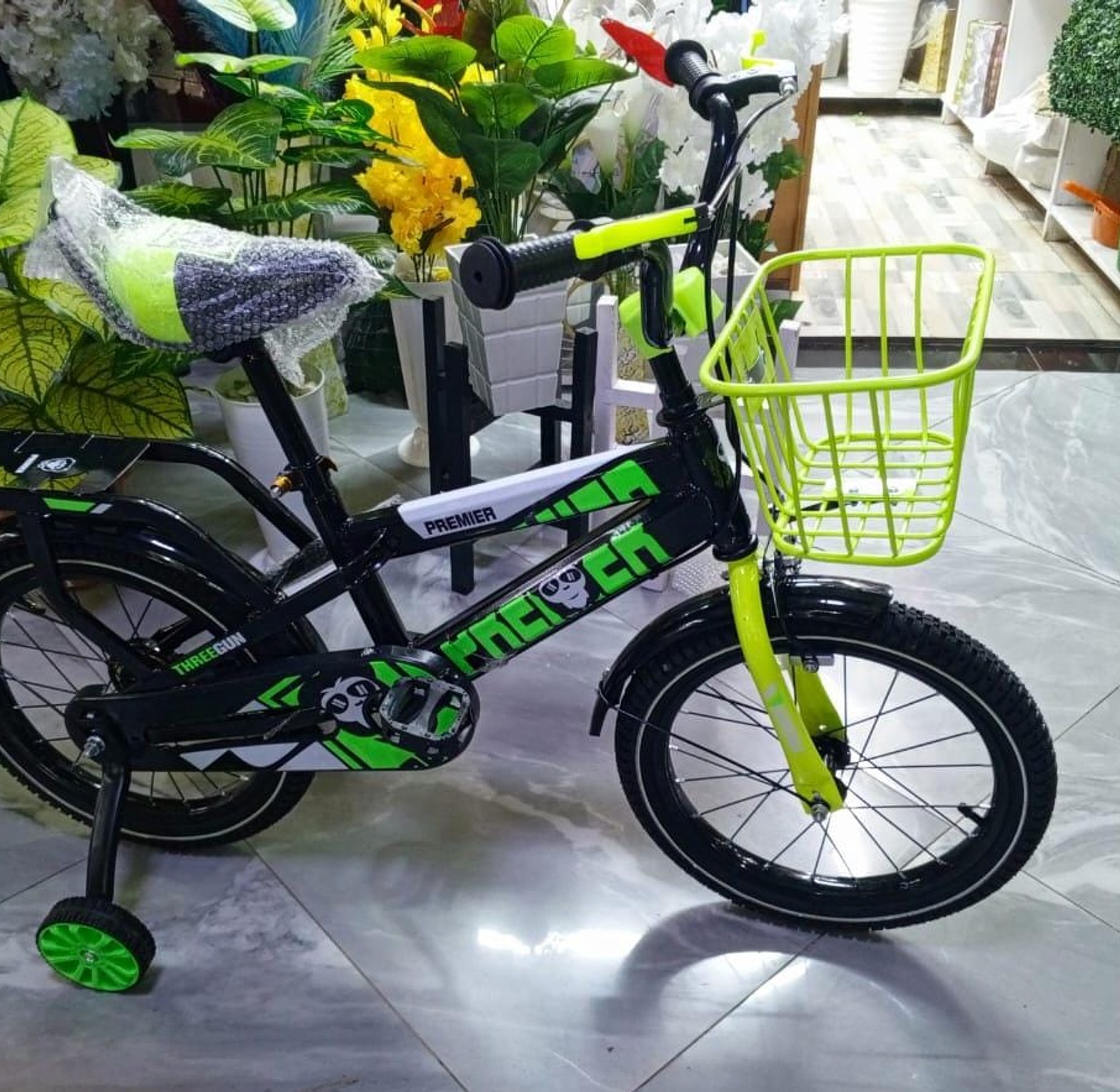 KIDS BIKE. Premier kids bike children bicycle size 16 4- 8 years image