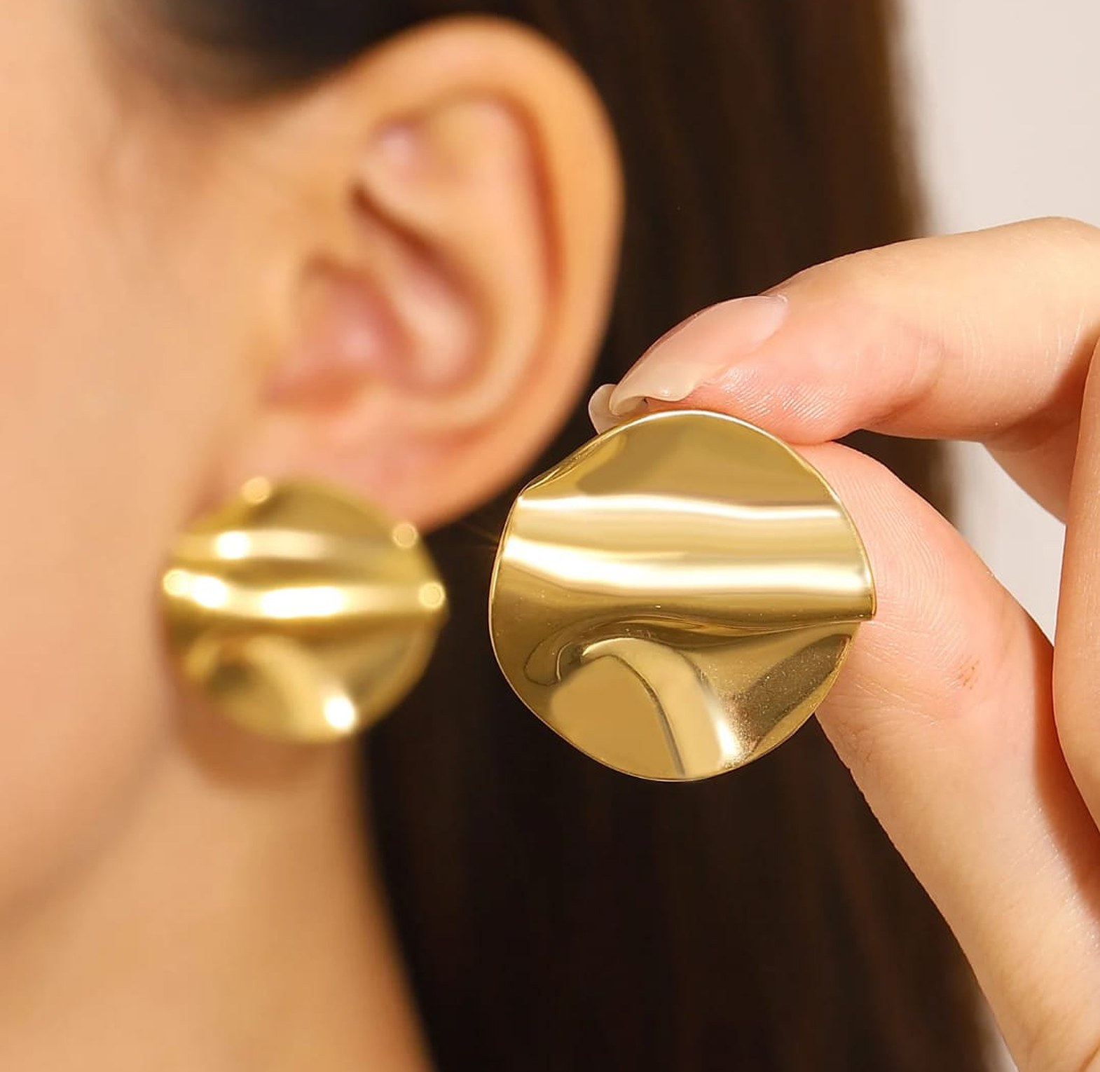Melted round earrings  image