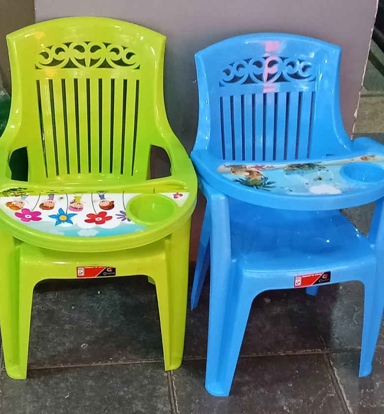 Kids feeding chair. Complast Classic Feeding Baby Chair With Table 1piece image
