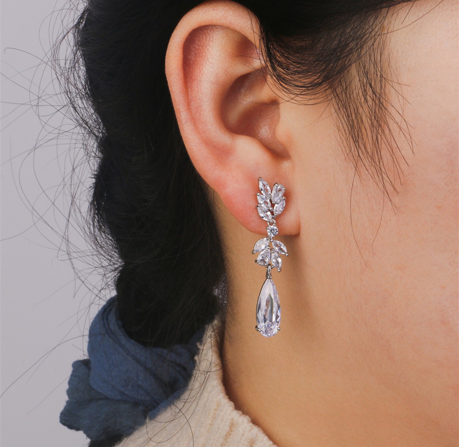 Drop sparkling zirconia earrings  image