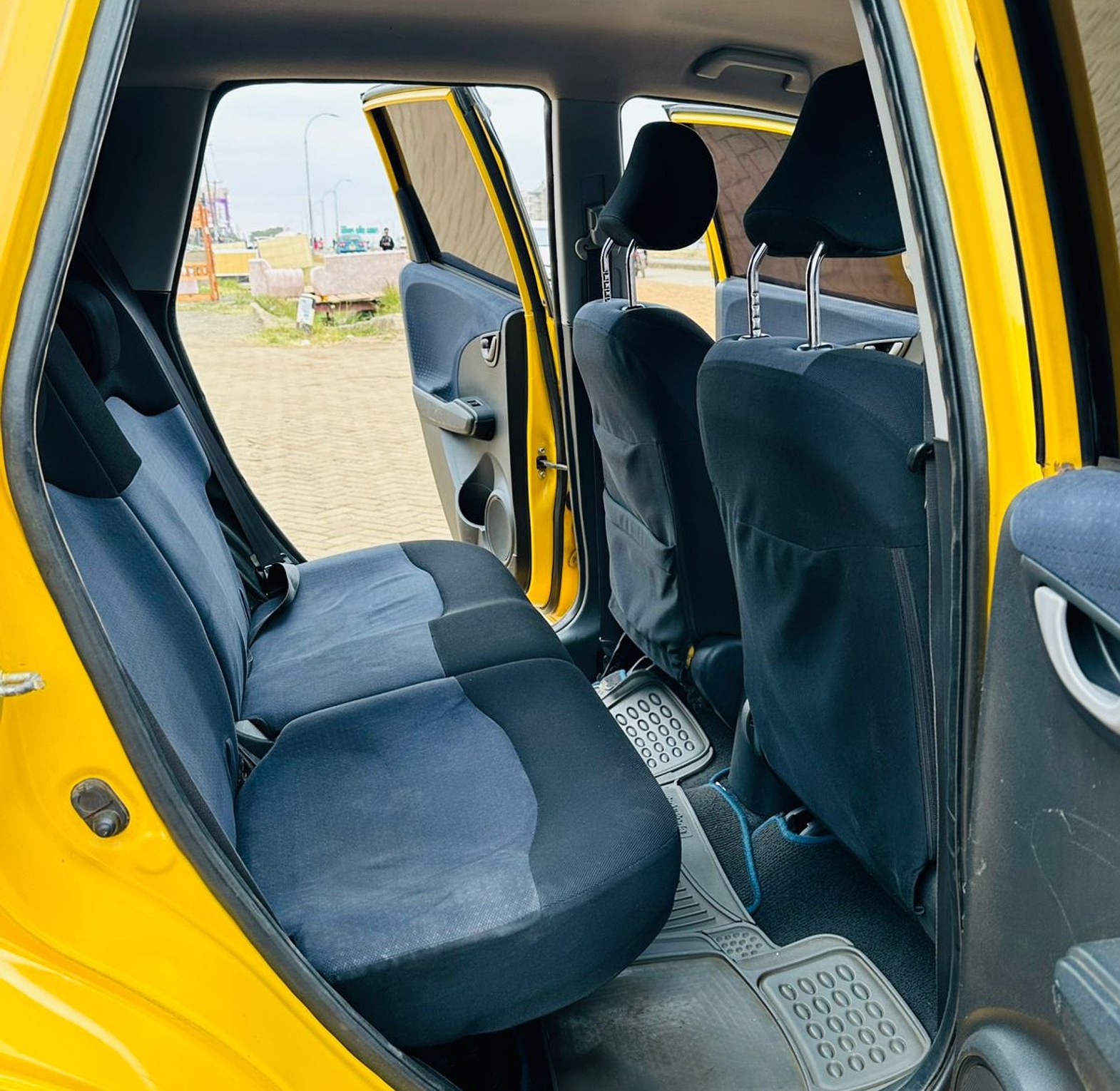 Honda Fit KCN, YOM 2010, Automatic, Rating 1300cc image
