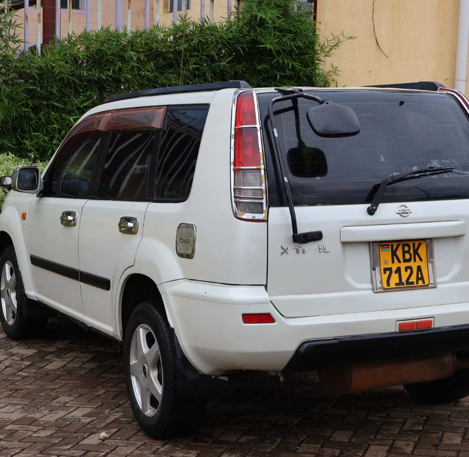  Nissan X-Trail KBK, YOM  2004 Model, Automatic, Rating 2000cc 4wd Optional image