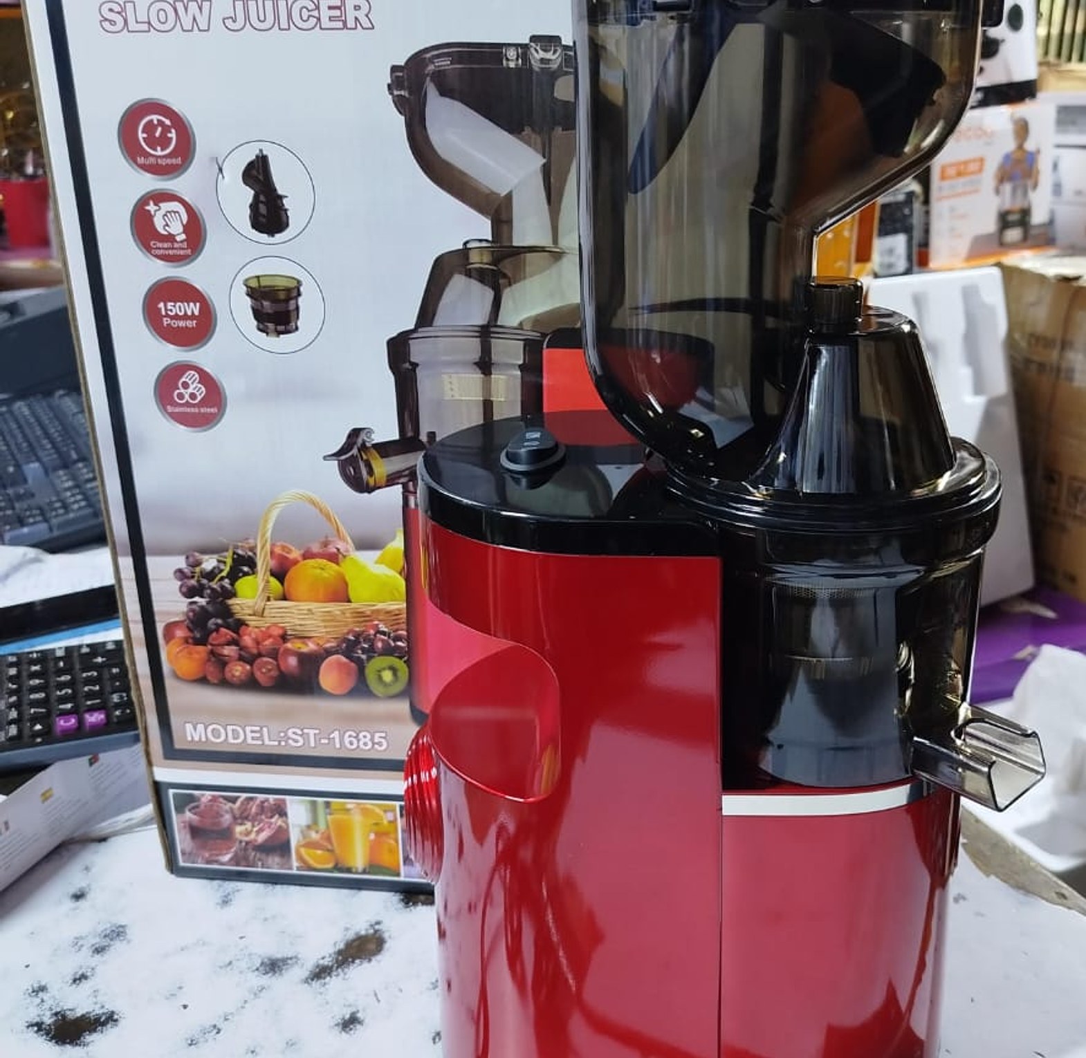 SLOW JUICER. Multifunctional Electric Slow Juicer Cold Press Squeezer For Fruits And Vegetable Slow Masticating Juicer Machine Food Processor 300W image