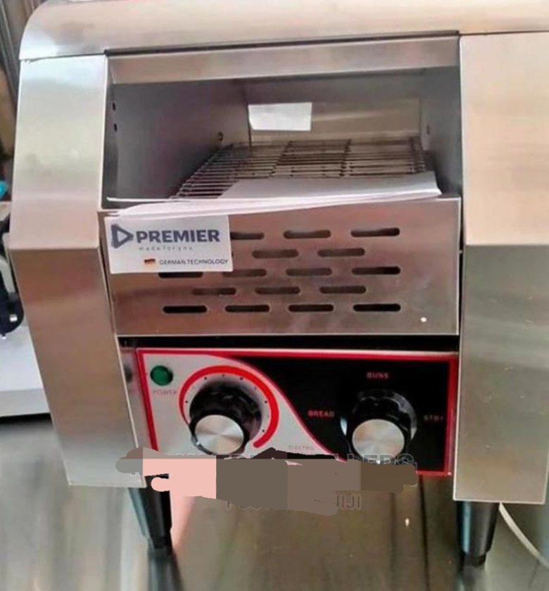 Commercial toaster image