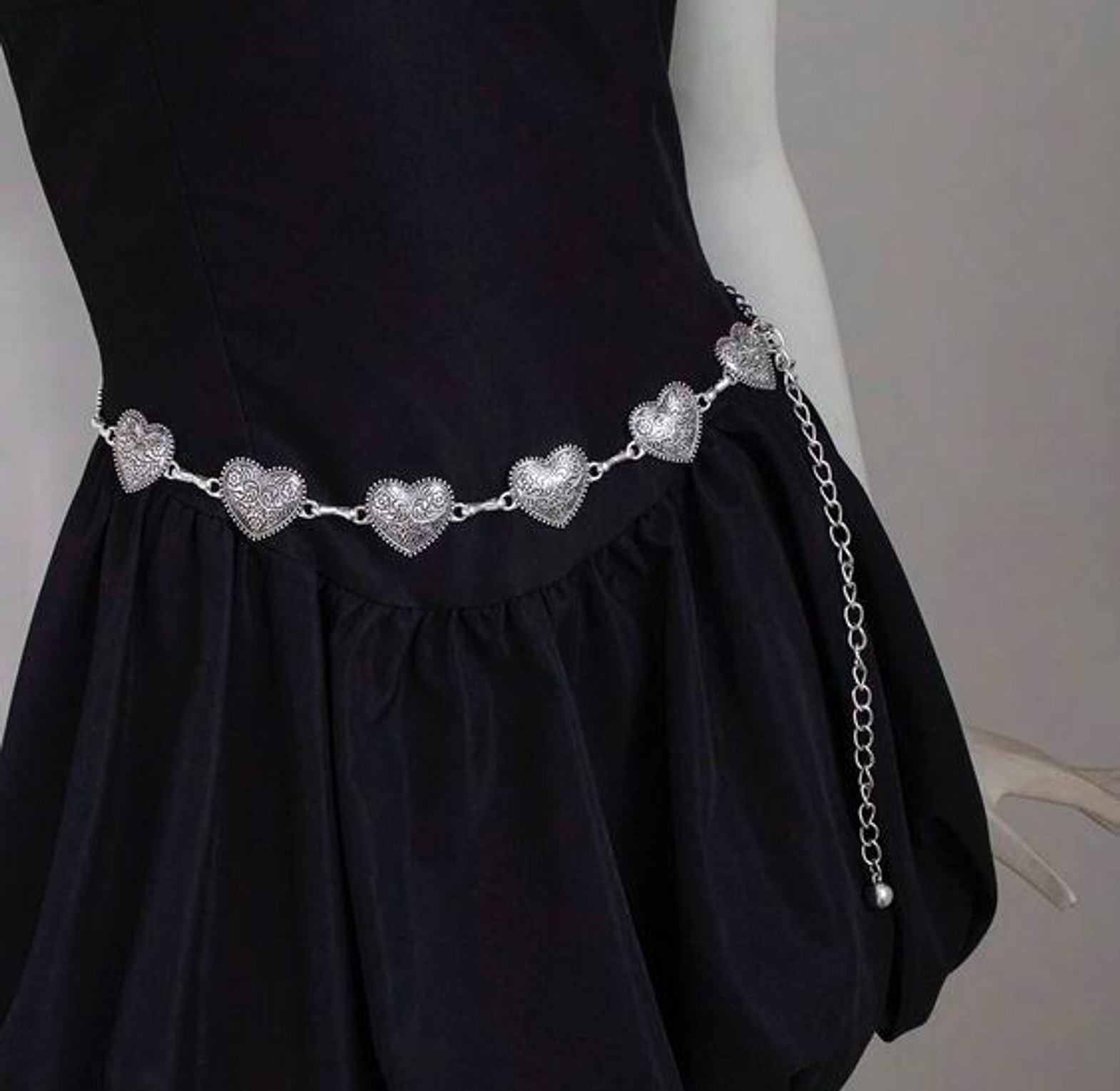 Textured Diamond Chain Belt image