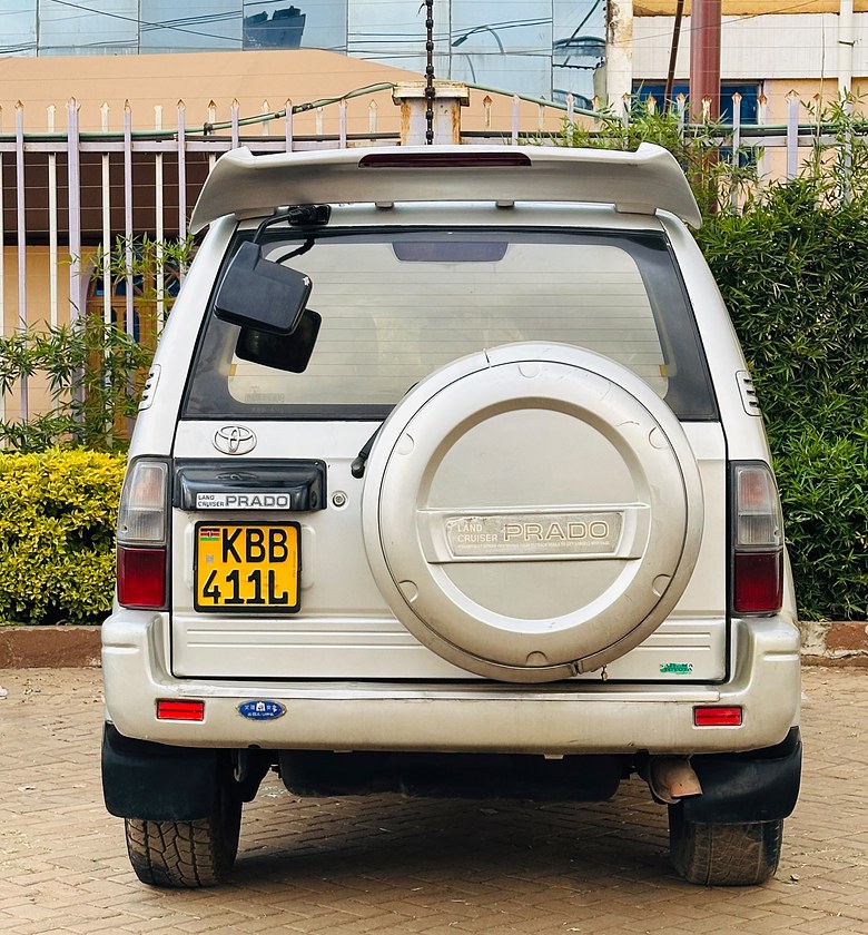 Toyota Landcruiser Prado KBB, YOM 2001 Model, Automatic, Rating 3000cc Diesel image