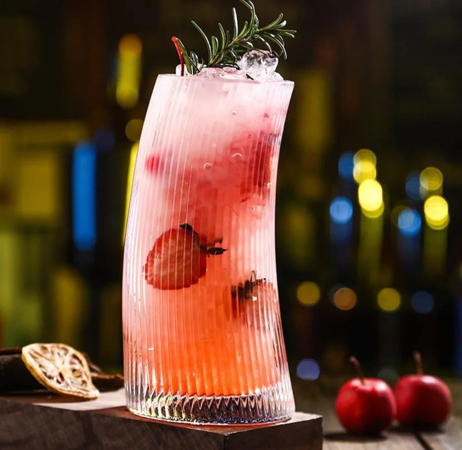 Ribbed Zenith Highball Glasses (450ml) - 6pcs image