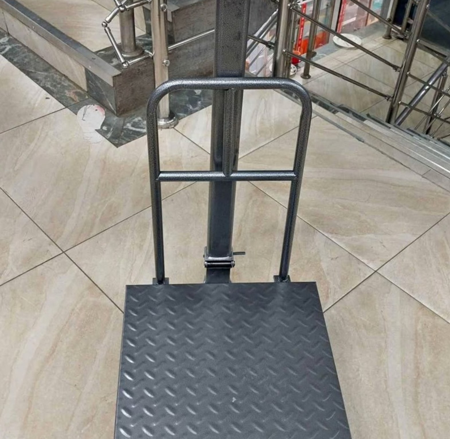 300kg digital scale large base image