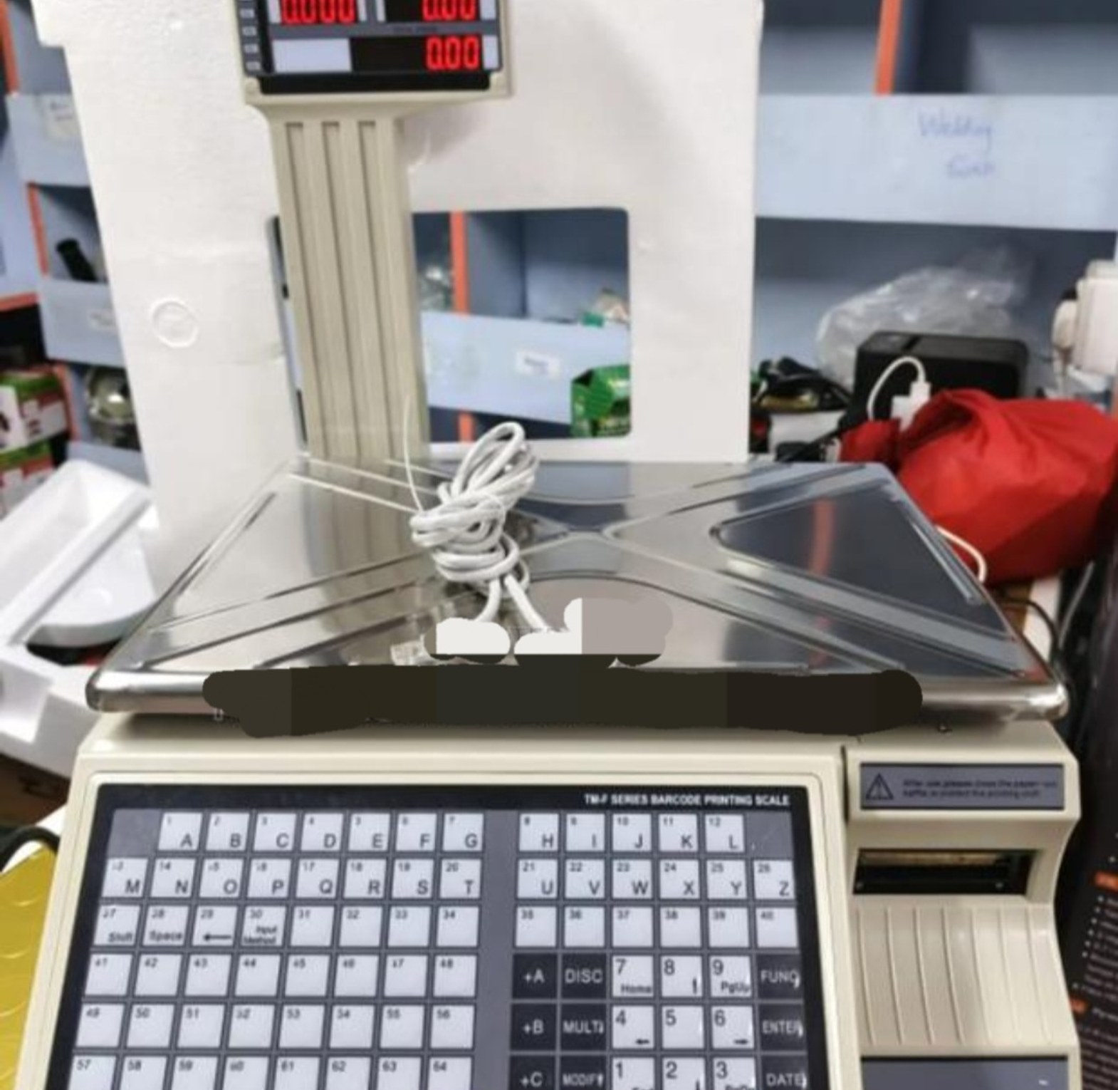 Digital weighing scale with memory(barcode) image
