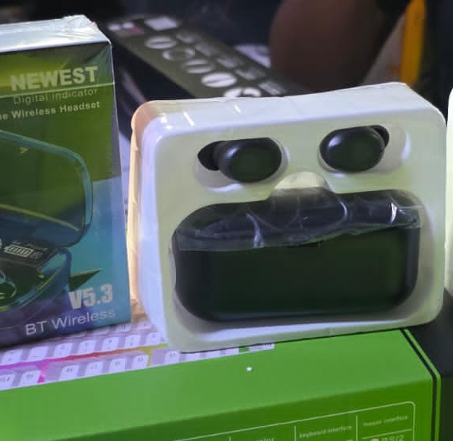  M10 True Wireless Earbuds image