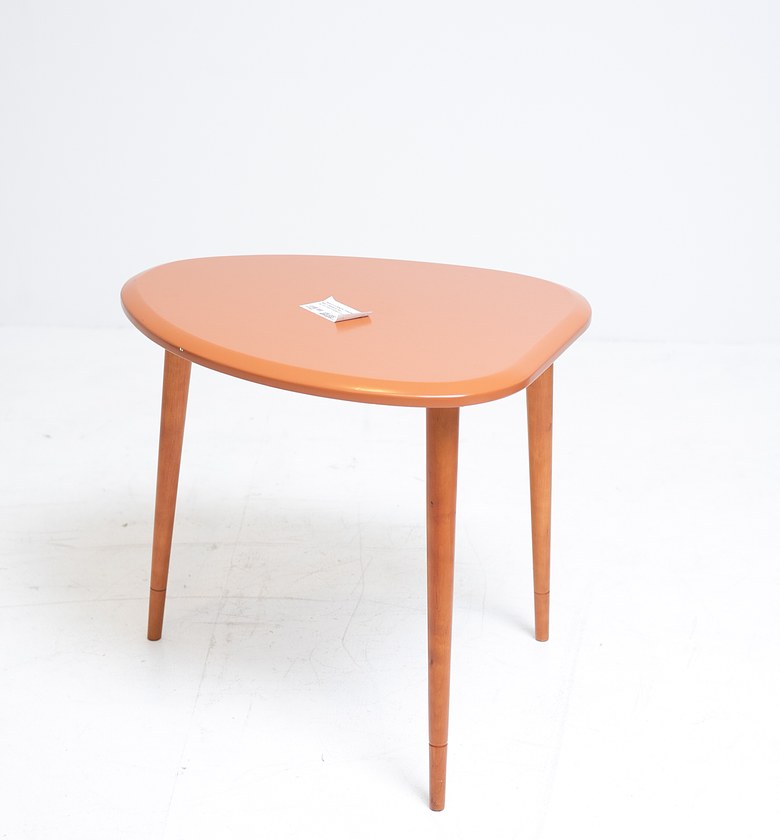 TABLE CORNER 70X60X62 CM  image