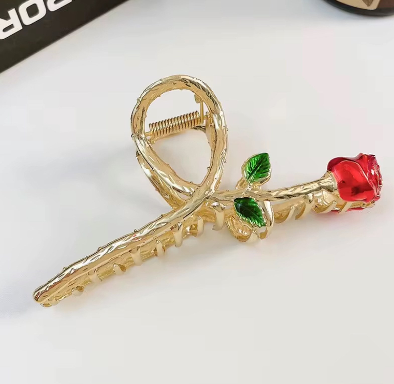 Trendy Fresh Metal Shark Clamp Hair Clip Elegant Oil Drip Flower Hair Accessories for Women Fashionable Hair Grips image