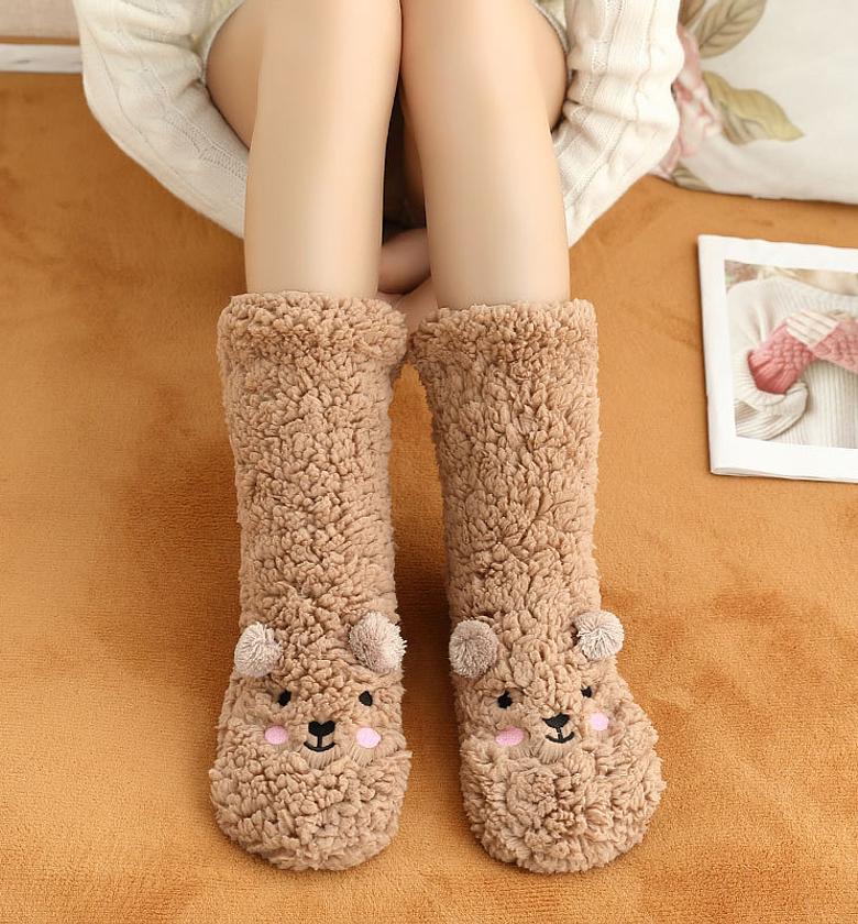 1 pair of foot warmers  image