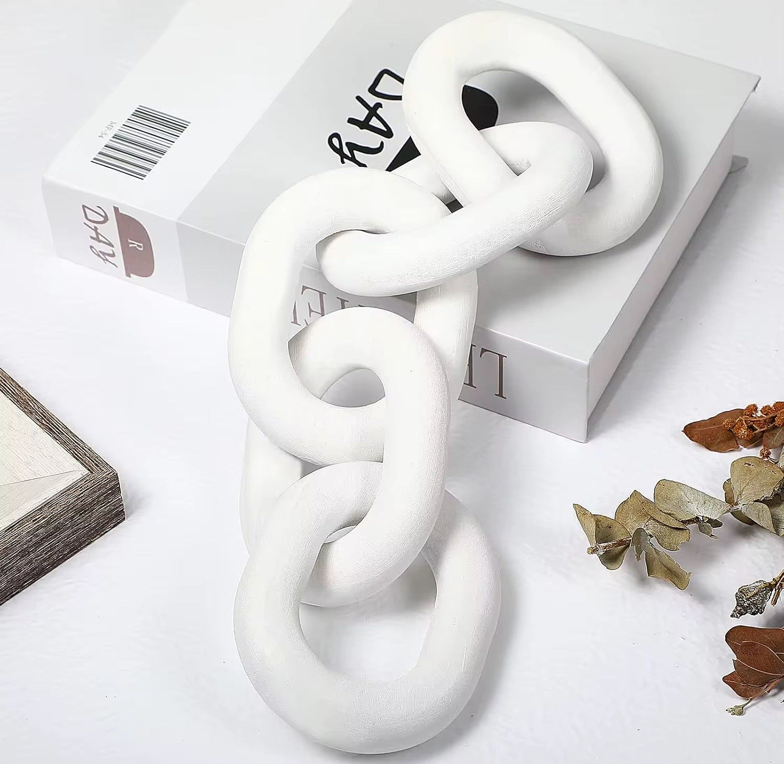 Decorative Wooden chain image