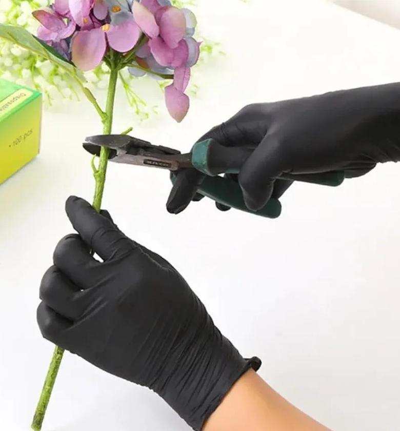 Food grade disposable black kitchen gloves 100pcs image