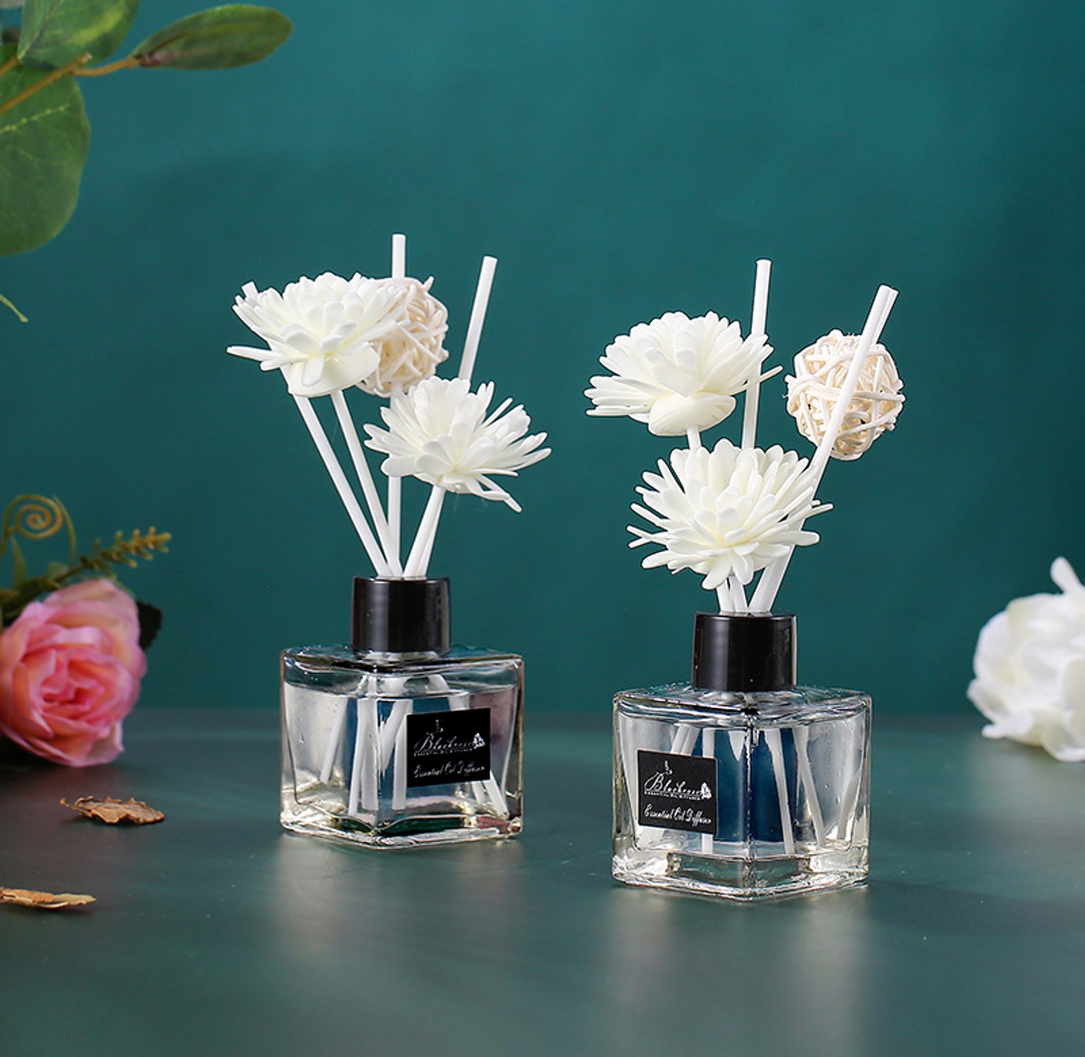 Encounter Aroma Oil Diffuser Sets with Natural Sticks image