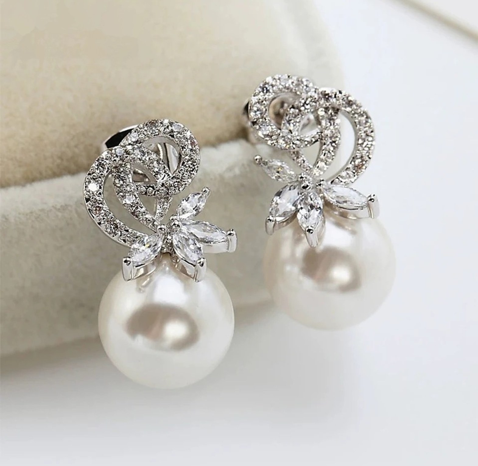 Pearl Flower studs image