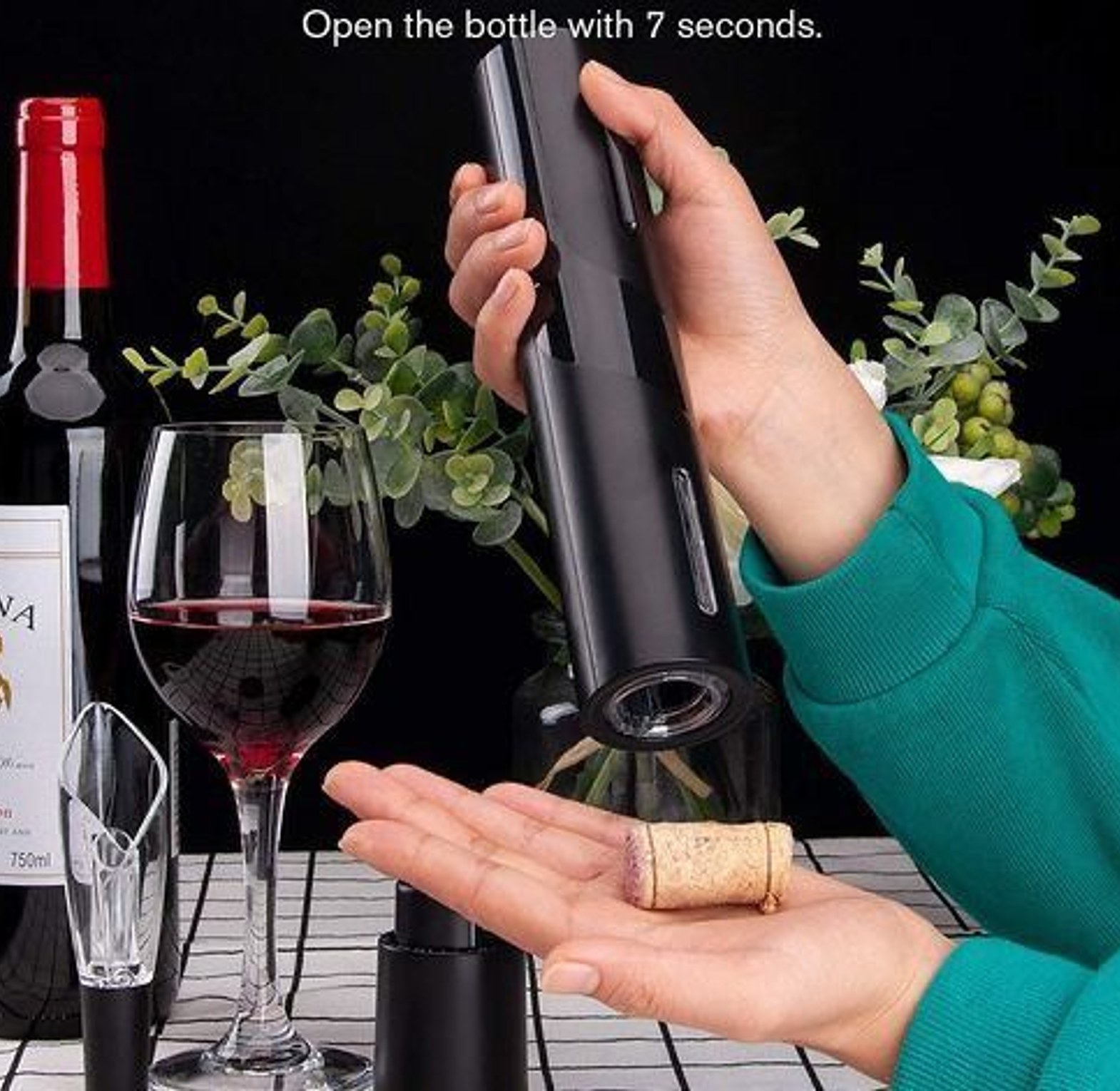 Electeic Wine Opener set image