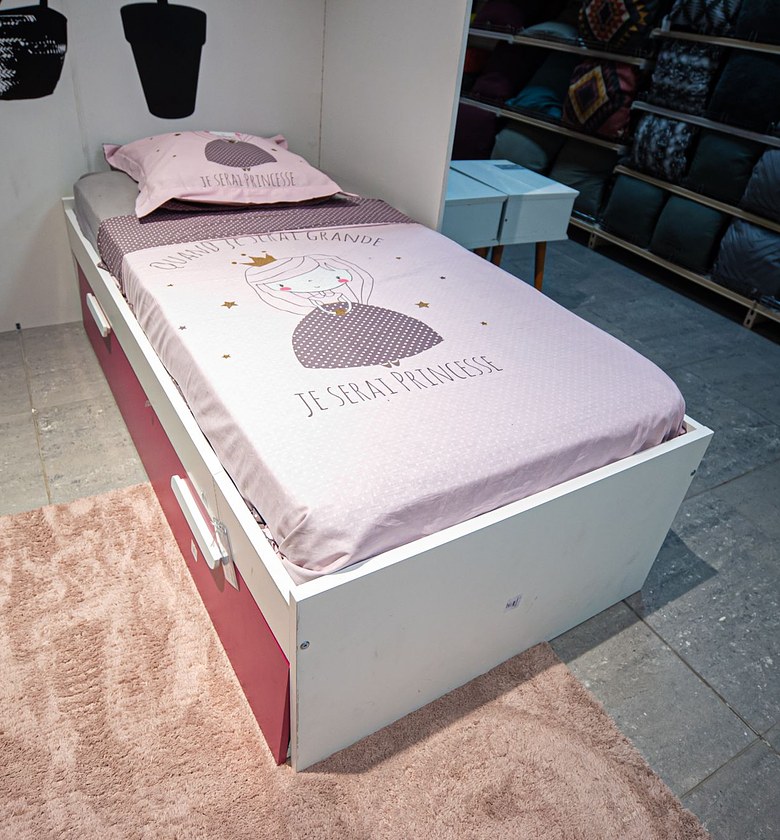 BED 90X190 CM CLR FUCSIA  image