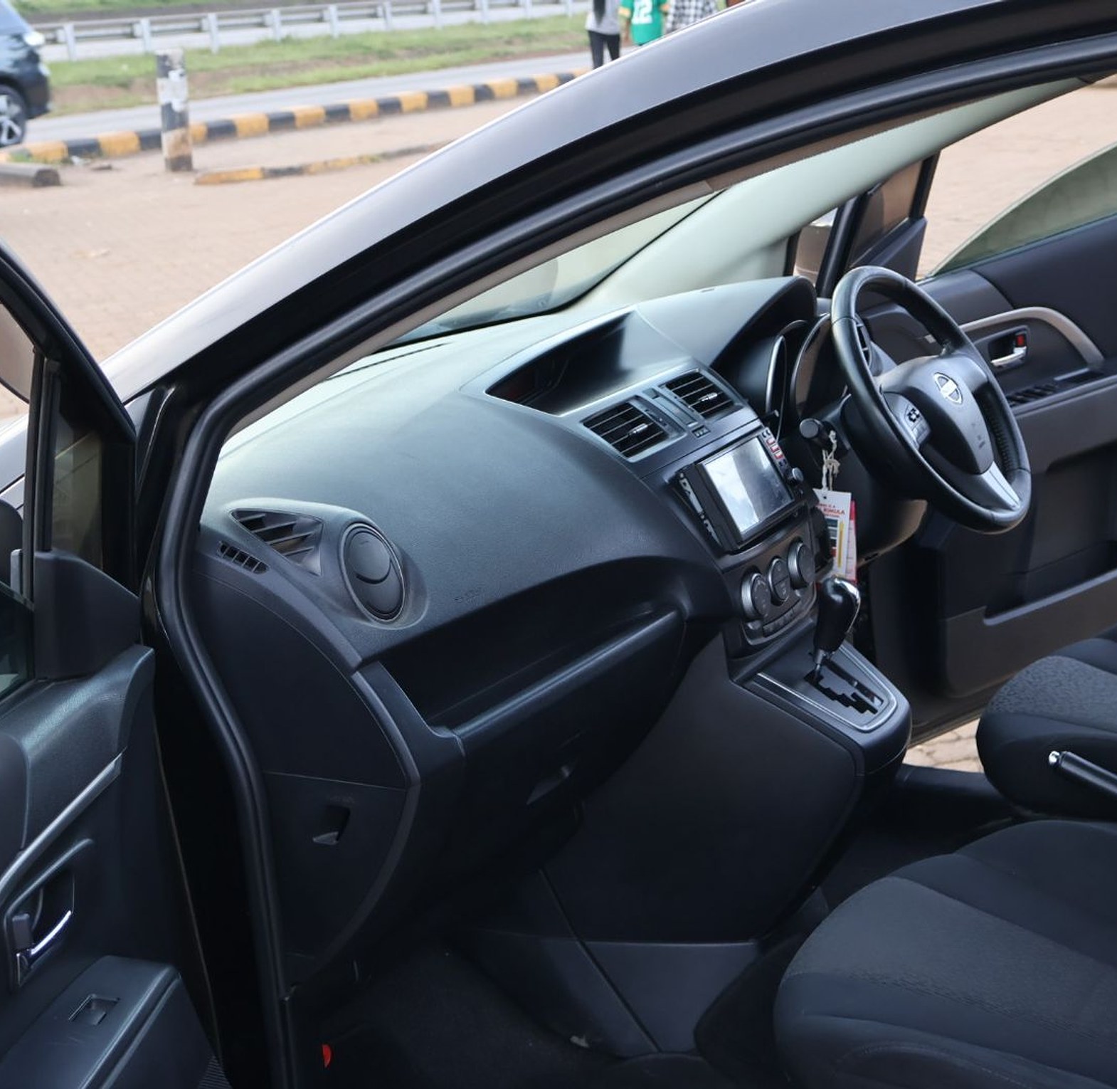  Nissan Lafesta KCU,YOM 2012 Model,  Automatic, Rating 2000cc 7 seater image